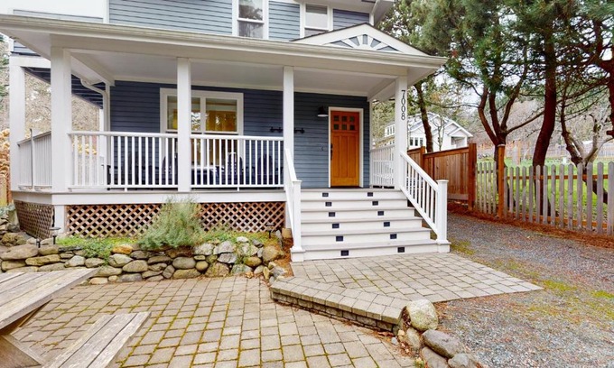 Olga House | Bay View Retreat