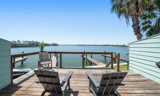 Key Allegro Condo | Bay View Serenity~ Beautiful Waterfront Condo on Little Bay