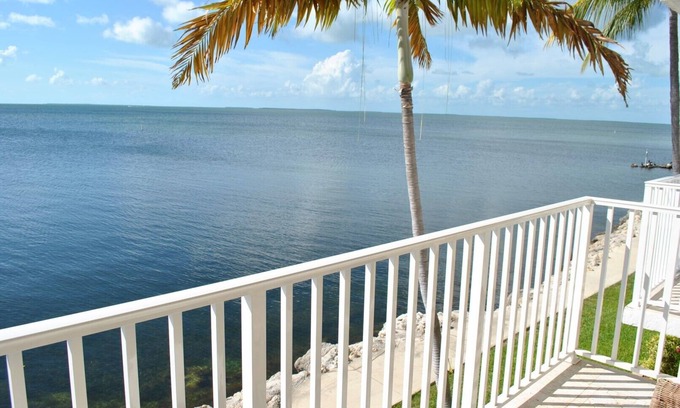 Islamorada House | Bay Views from this Charming 2 Bedroom Condo