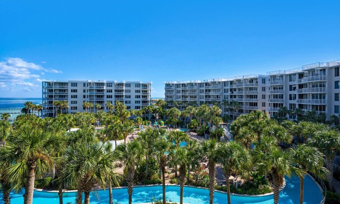 Fort Walton Beach Condo | 🌅Bay Views~Lazy River~Wlk2Bch~3BR Heron 507-A Wave From It All
