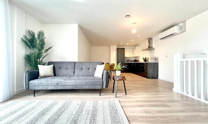 Peterborough Apartment | Bayard Plaza Penthouse Apartments