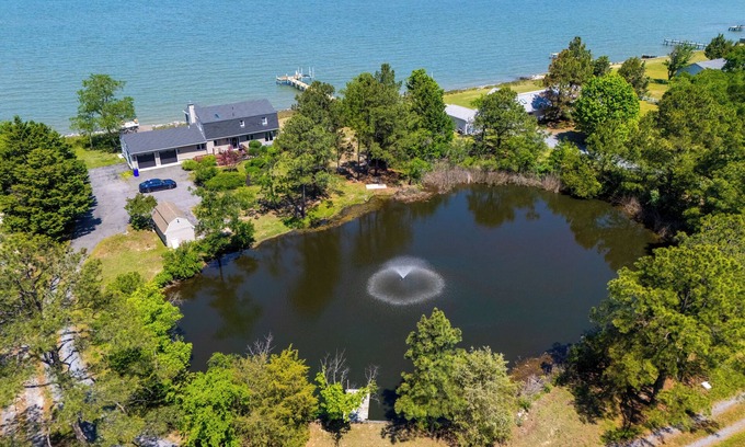 Madison House | Bayfront Gem w/Amazing Water Views + Pond!
