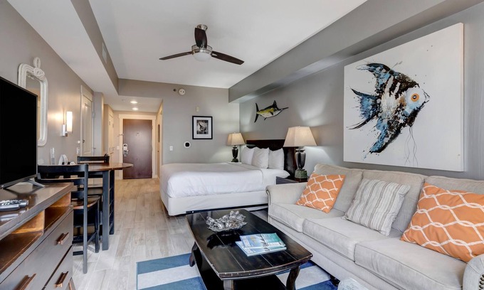 Baytowne Wharf Condo | Bayfront Haven: King Bed, Scenic Views & Sleeper Sofa Retreat at Sandestin Golf and Beach Resort!