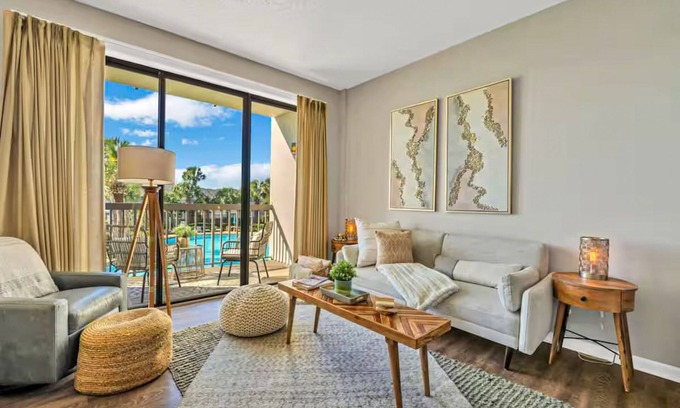 Fort Walton Beach Apartment | Bayfront studio with shared pool, water views, and soundfront beach