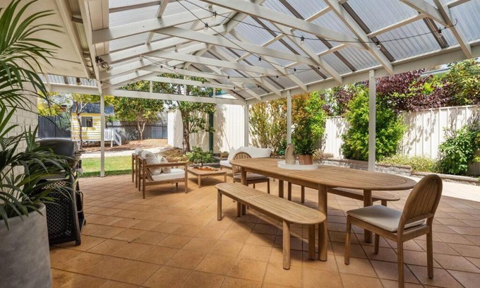 Aldinga Beach House | Bayleaf Retreat Family and Pet Friendly Beach Escape
