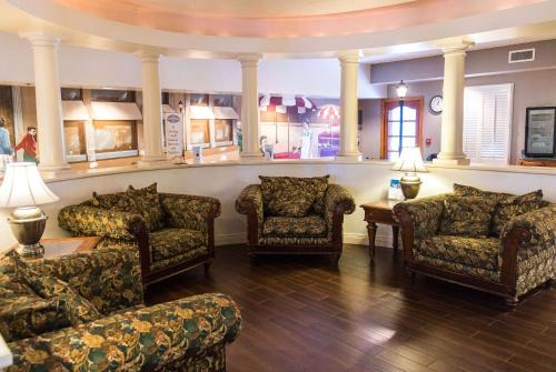 Lafayette Hotel | Baymont by Wyndham Lafayette - Purdue University