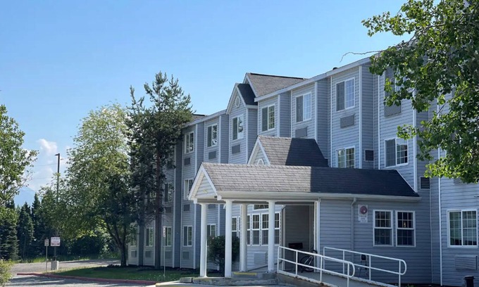Spenard Hotel | Baymont Inn & Suites by Wyndham Anchorage Airport