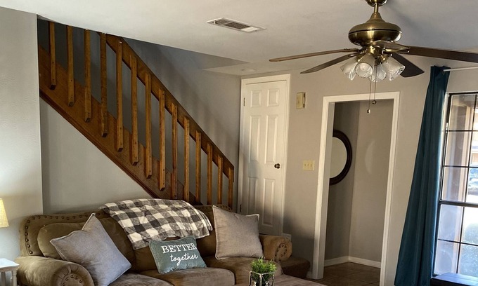 Broadmoor House | Bayou Bungalow