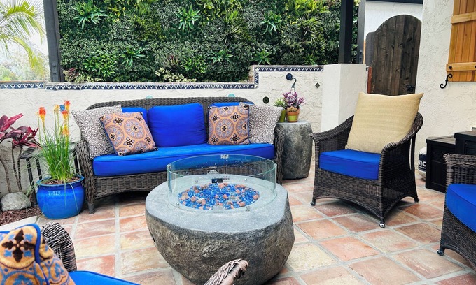 Pacific Beach Apartment | Bayside Bungalow Studio Central to All Local Attractions