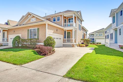 Bayside Village House | Bayside Resort - 11065 Destination Dr