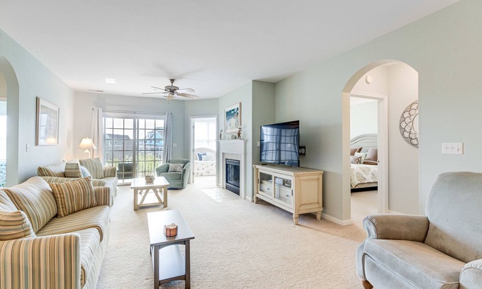 Bayside Condo | Bayside Resort - 5 star rated 3BR Condo next to Sun Ridge pool complex