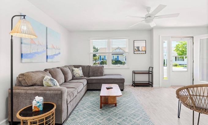 Montego Bay House | Bayside Tiki Summary: