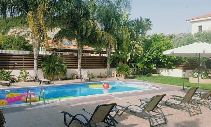 Pissouri Villa | BAYVIEW, 4 bed villa, Certificate of Excellence - Close to the beach, Free WiFi