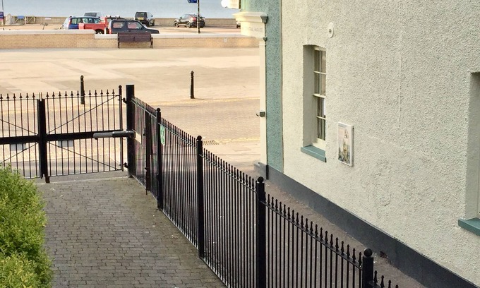 Herne Bay Apartment | BAYVIEW 5 2 Bedroom Modern Seafront Apartment Newly Refurbished HERNE BAY