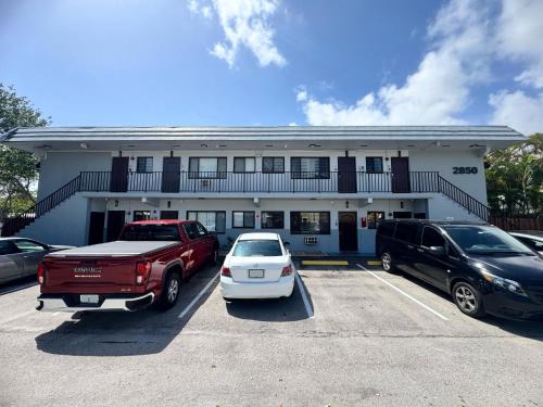 Coral Ridge Apartment | Bayview Apartments By Lowkl