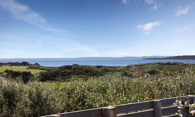 Surf Beach House | Bayview Bliss