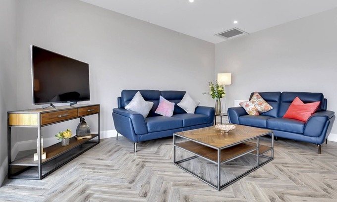 Downings Apartment | Bayview Downings- Luxury 3 Bedroom First Floor Apt