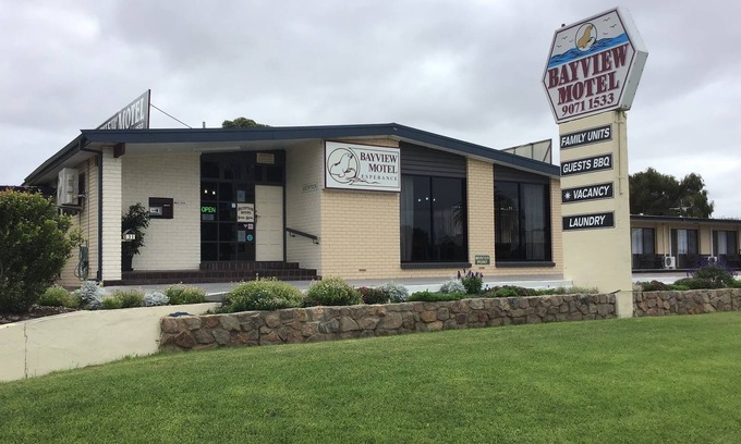 Esperance Hotel | Bayview Motel
