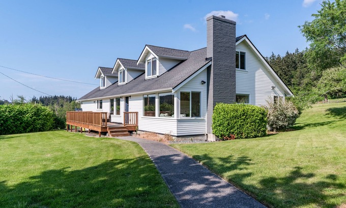 Langley House | Bayview Together Farm by AvantStay | A+ Location