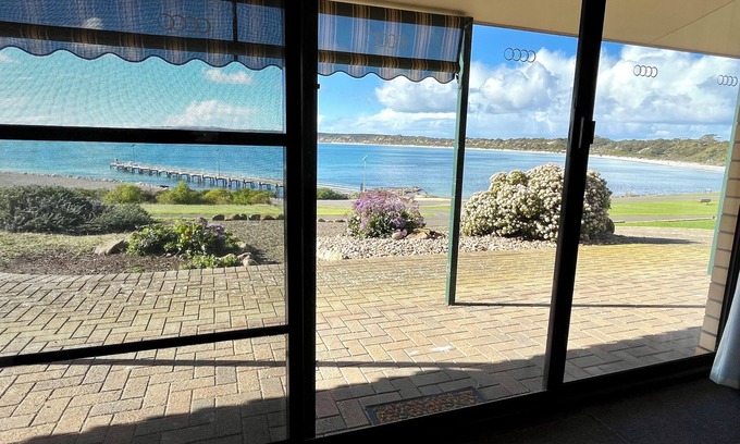 Emu Bay House | Baywatch | Emu Bay Kangaroo Island