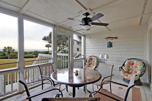 Isle of Palms House | BC23: 23 Beach Club Villa