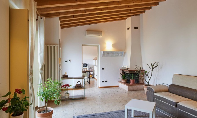 Pavia House | bcube - bed and breakfast in the village