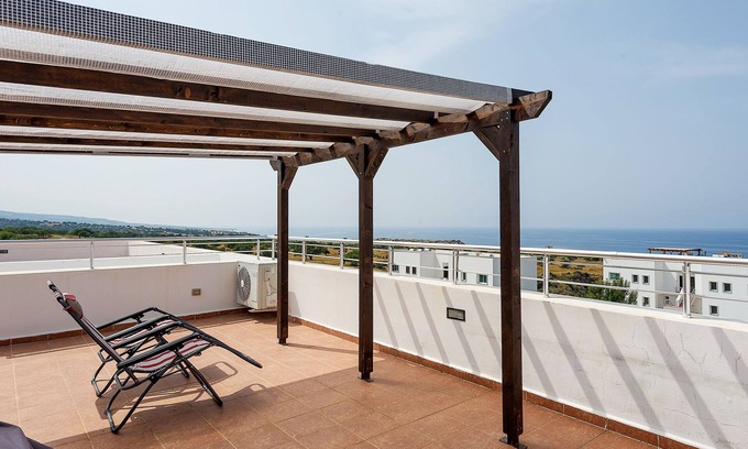 Kucukerenkoy Apartment | BE THE FIRST TO BOOK AND WIN A SPECIAL GIFT FROM US!!!