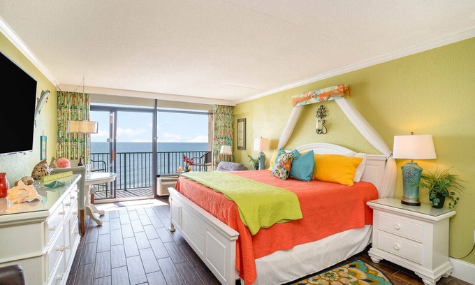 Myrtle Beach Condo | Be with your "Sol Mate"~ Oceanfront~Amazing Views~Romantic Suite