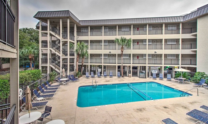 Hilton Head Island Apartment | Beach Access: Oceanfront Hilton Head Studio