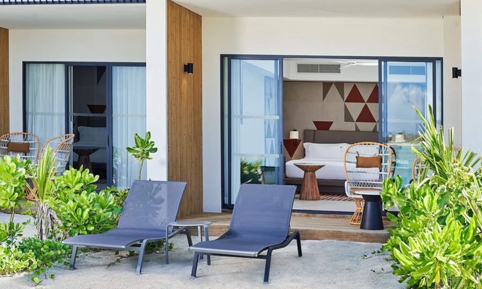 Farukolhufushi Island Hotel | Beach Access Studio with Terrace & Island Vibes