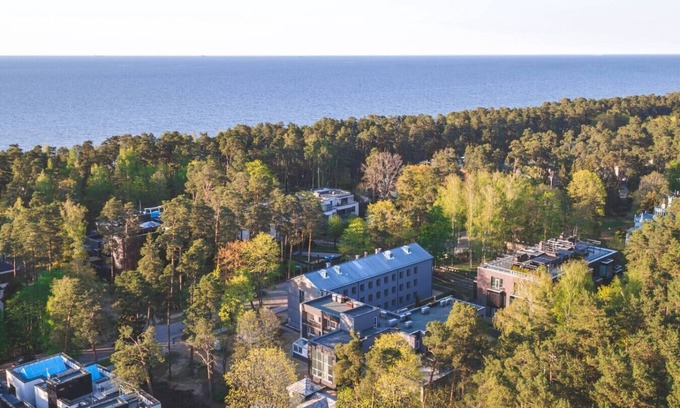 Jurmala Apartment | Beach and forest from apartment in Dzintaru avenue