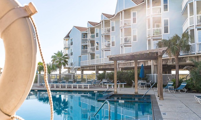 Galveston Condo | Beach Beauty - Spectacular top-floor balcony views at Seascape!