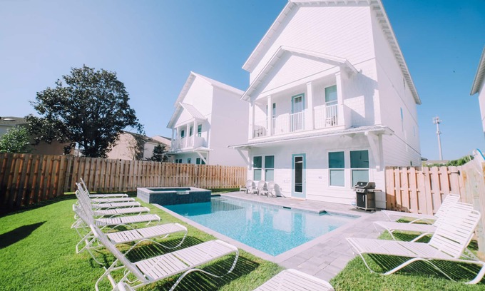 Miramar Beach House | BEACH BELLE-BRAND NEW-NEAR BEACH-GOLF CART INCLUDED-LARGE POOL-SPA-GAME ROOM