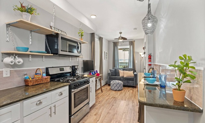 Atlantic City Apartment | beach block apartment for 2