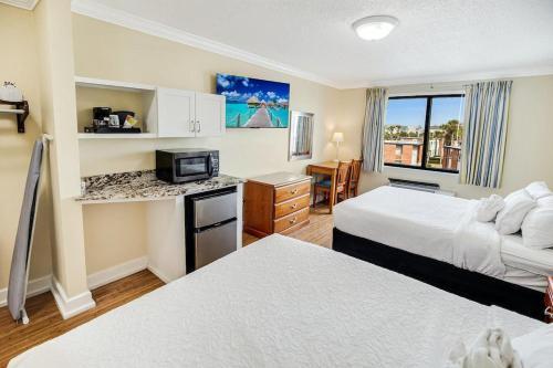 Litchfield by the Sea Apartment | Beach Bound 3rd Floor Resort View Lodge Room