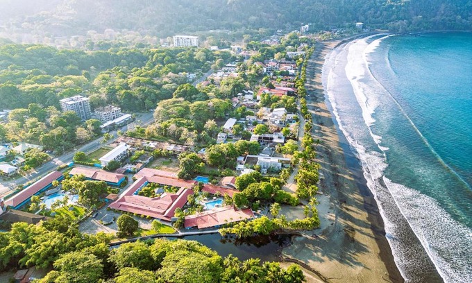 Jaco Hotel | Beach Break Resort