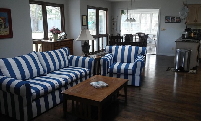 New Buffalo House | Beach Bum New Buffalo Michigan