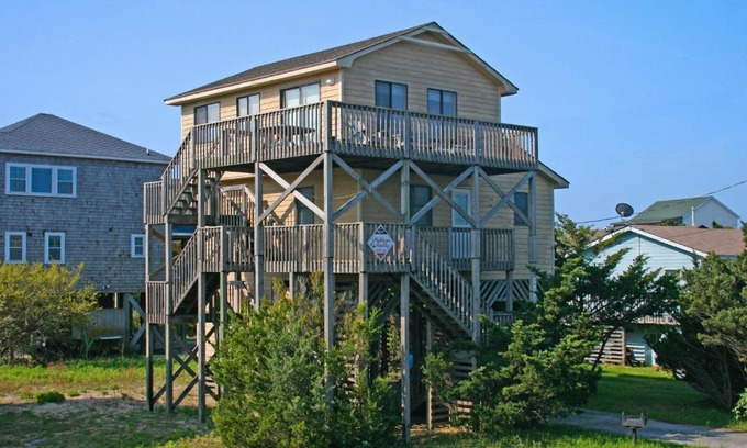 Avon House | Beach Bummin #103HC