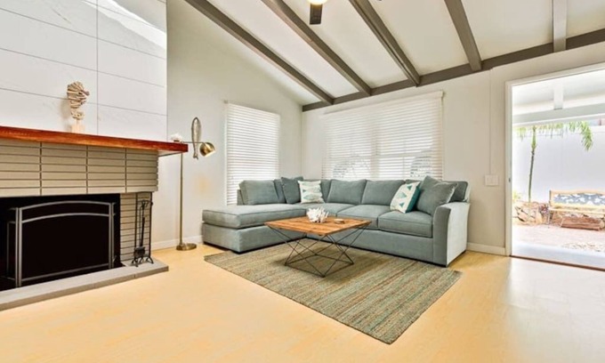 La Jolla Shores Apartment | Beach Bungalow 2 Blocks to Beach