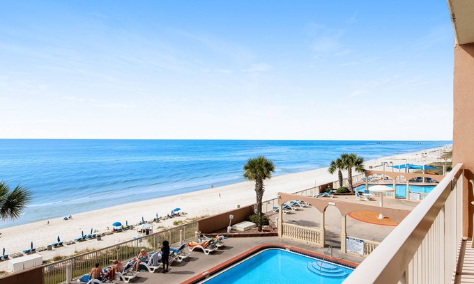 Panama City Beach Condo | Beach-chic, 7th-floor condo with incredible Gulf-front views, gym, hot tub & 2 pools