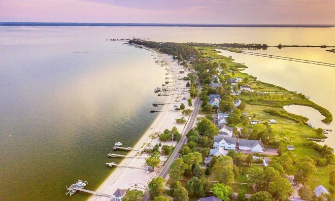 Piney Point House | Beach Club: your own private "Caribbean" resort