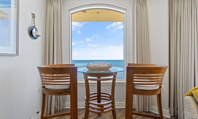 Ono Island Condo | Beach Colony 17B-Stunning Penthouse with Fab Views