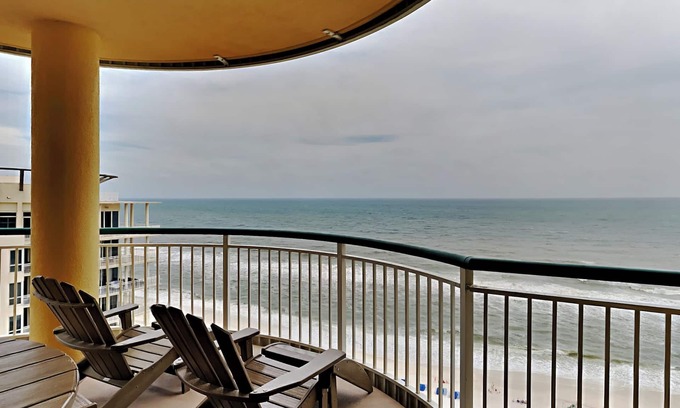 Ono Island Condo | Beach Colony East 15A | Balcony + On-Site Amenities!