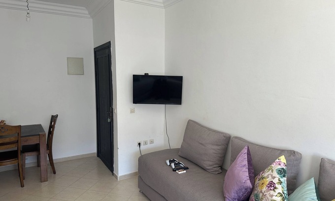 Martil Apartment | Beach & Comfort Stay in Martil: Garden, Terrace, WiFi, Free Parking & 2BR Appt