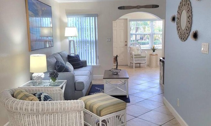 Indian Shores Apartment | Beach Condo