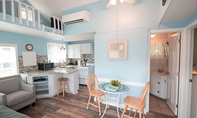 Dennis Port Cottage | Beach cottage, cute and cozy! Steps from the beach!