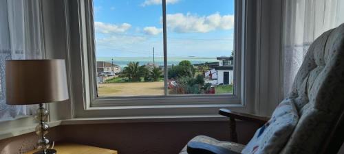 Shanklin Apartment | Beach Cottage
