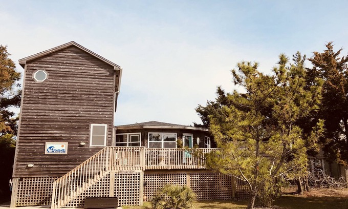 Wimble Shores House | Beach Cottage on the best street in Salvo, located 2 lots from beach access.