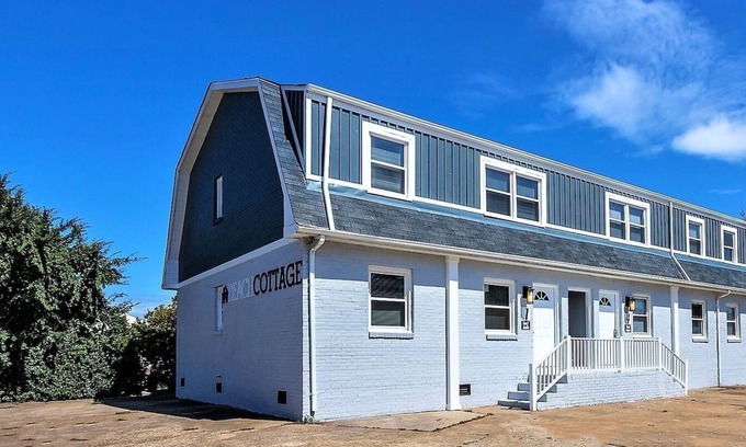 Bayview Apartment | Beach Cottage Sail Suite