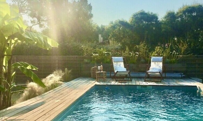 Les Estagnots House | Beach Estagnots, heated pool, intimate garden, villa coup de coeur.